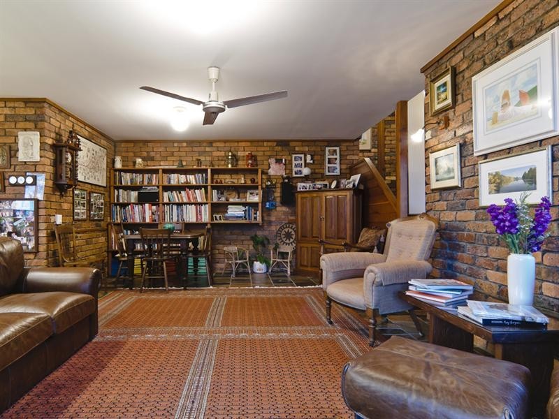 3-5 Kelks Hill Road, Nambour QLD 4560