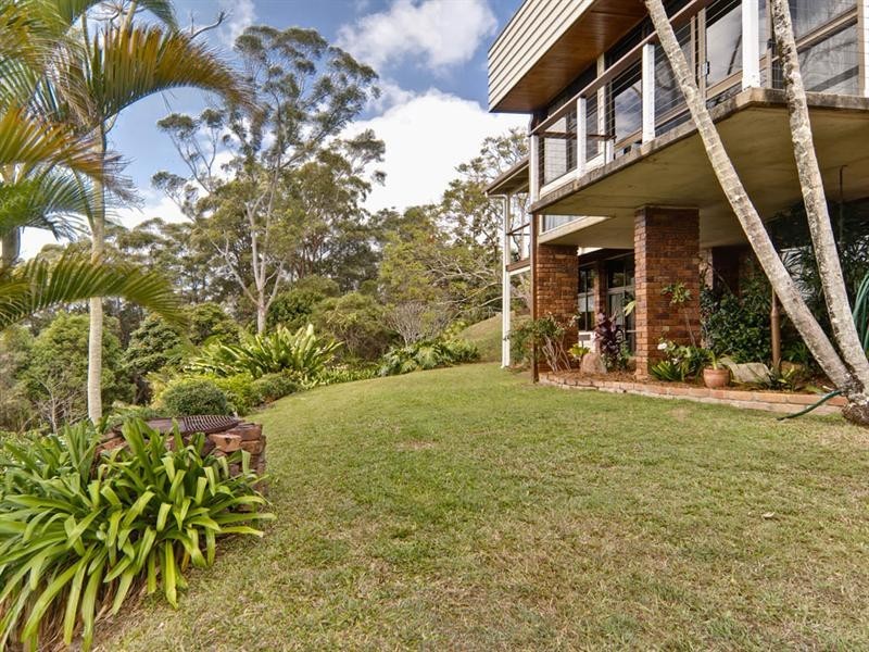 3-5 Kelks Hill Road, Nambour QLD 4560