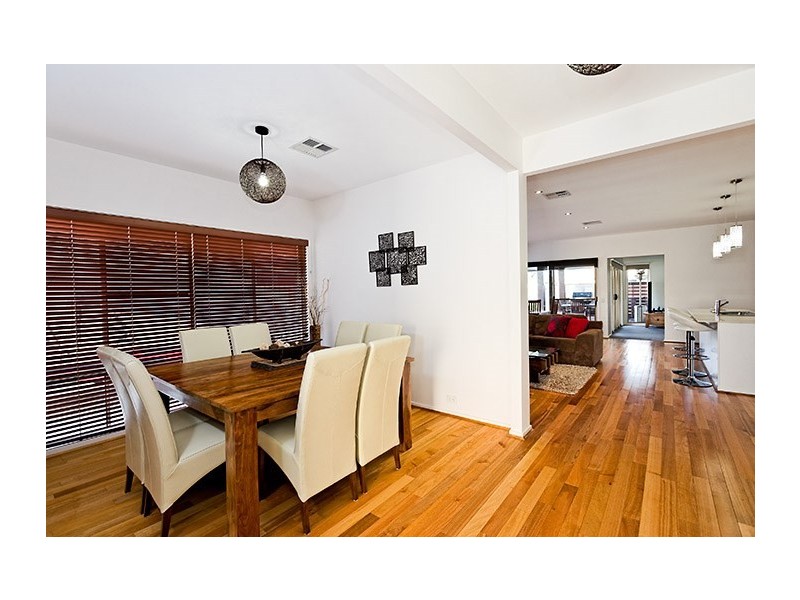 8 Peppermint Crescent, Sippy Downs QLD 4556