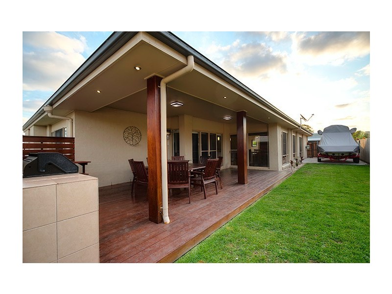 8 Peppermint Crescent, Sippy Downs QLD 4556