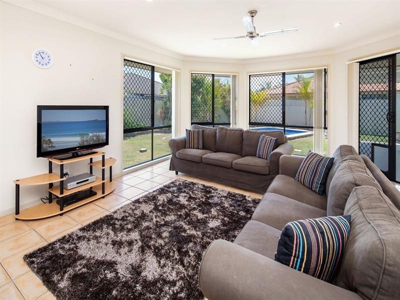 22 Escolar Drive, Mountain Creek QLD 4557