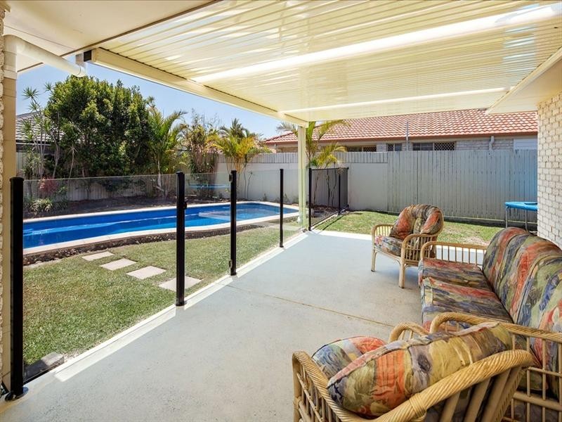 22 Escolar Drive, Mountain Creek QLD 4557