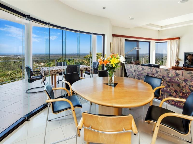 15 Monks Crescent, Buderim QLD 4556