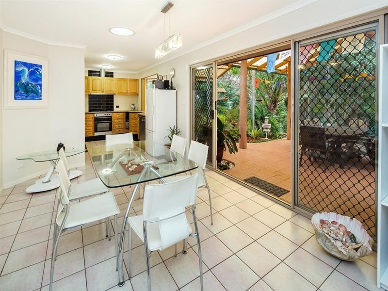 17 Victor Avenue, Palmview QLD 4553