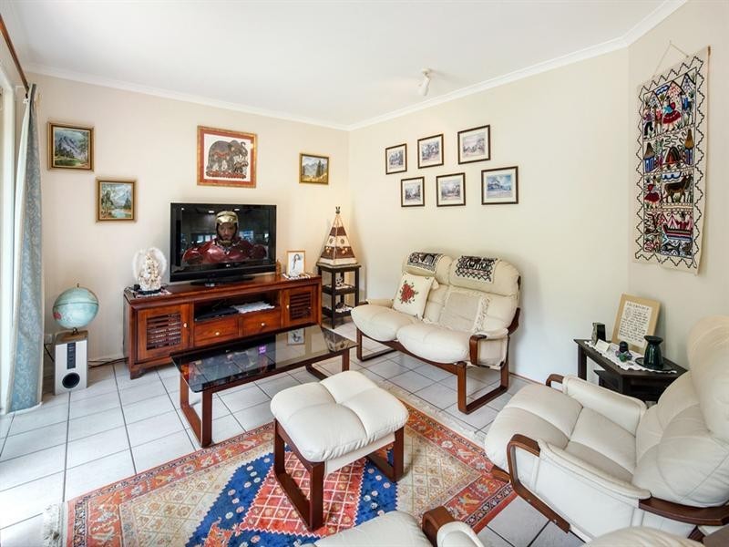 17 Victor Avenue, Palmview QLD 4553
