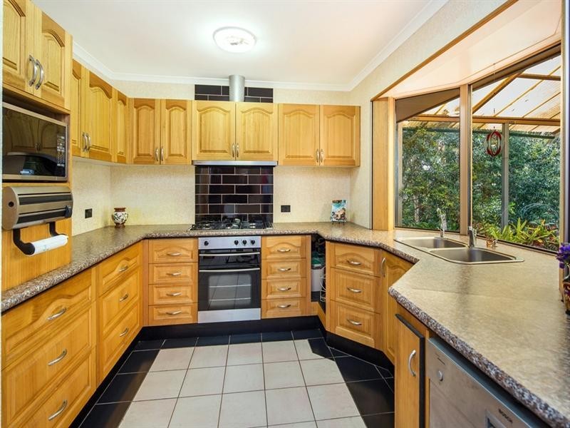 17 Victor Avenue, Palmview QLD 4553