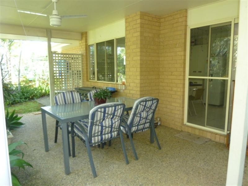 8 Samwhite Drive, Buderim QLD 4556