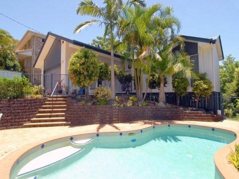 25 Barnes Drive, Buderim QLD 4556