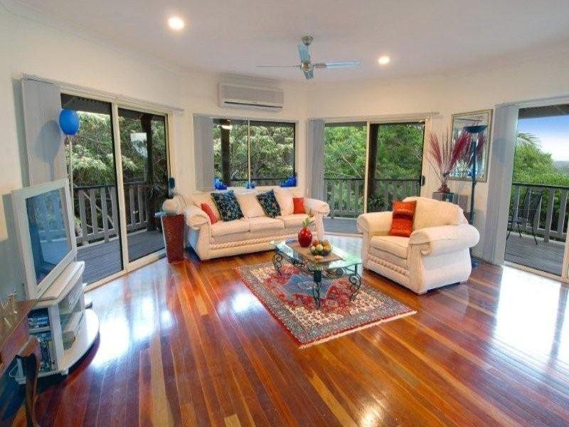 25 Barnes Drive, Buderim QLD 4556