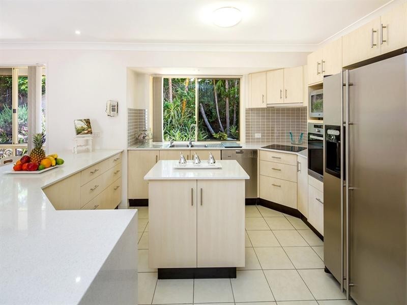 2 Royal Drive, Buderim QLD 4556