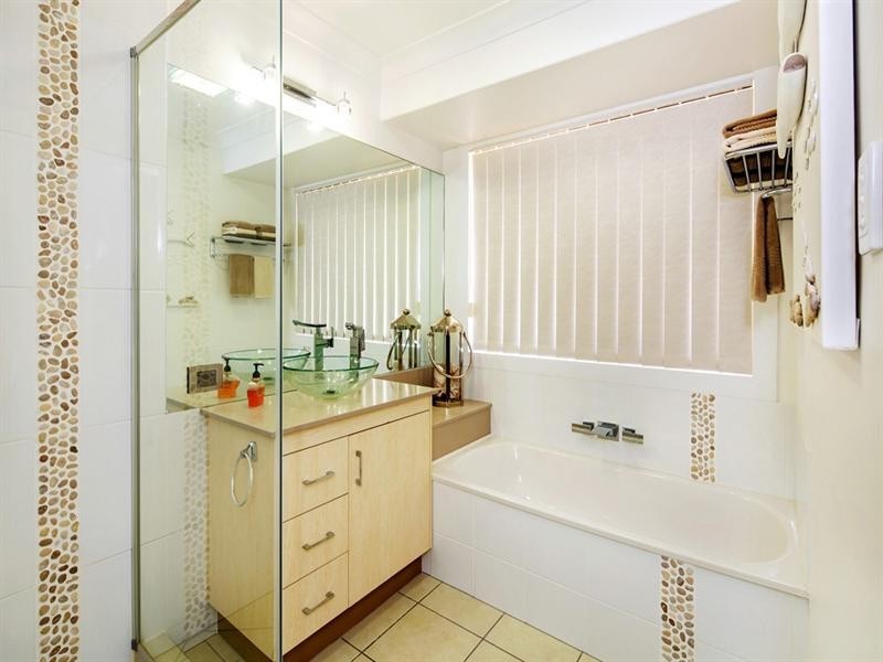 2 Royal Drive, Buderim QLD 4556