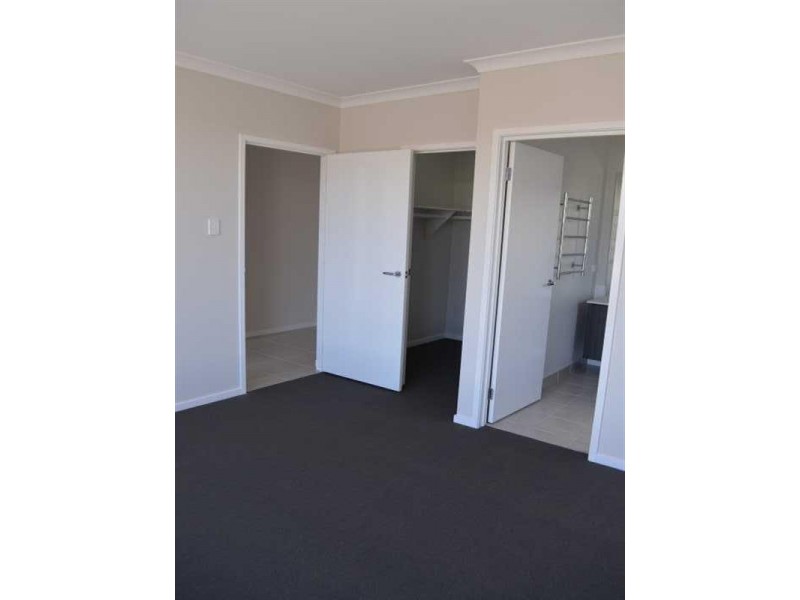 37 Sweetlip Circuit, Mountain Creek QLD 4557