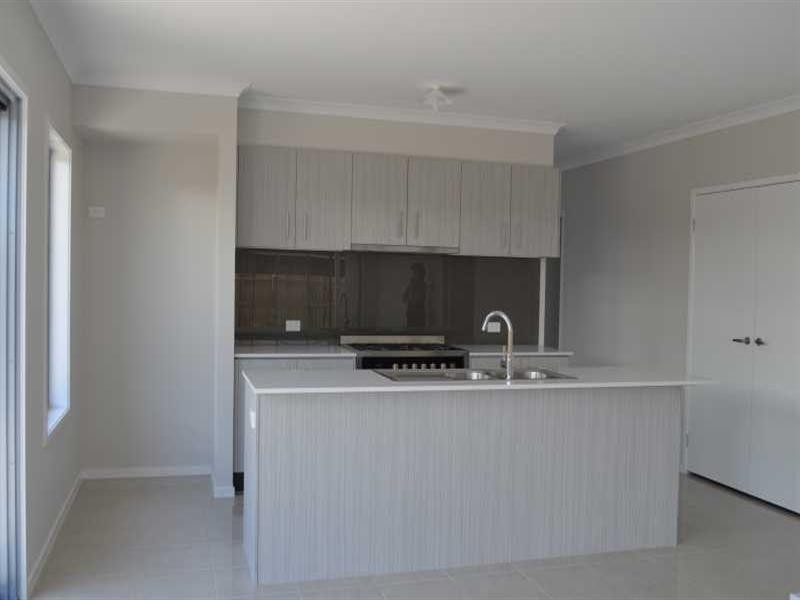 37 Sweetlip Circuit, Mountain Creek QLD 4557