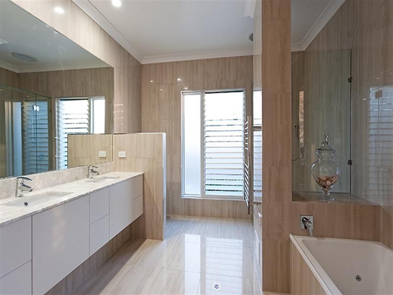 14 Lavarack Crescent, Buderim QLD 4556