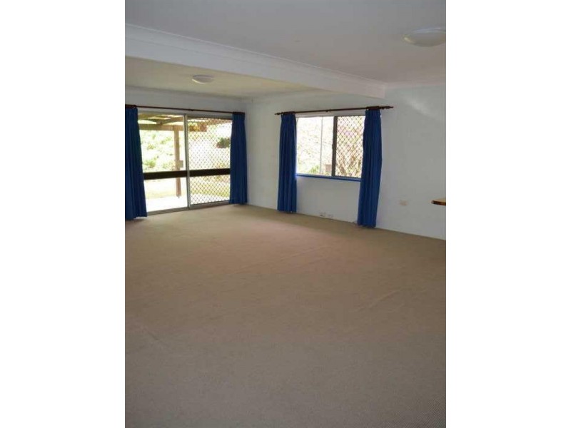 29 Tarwarri Crescent, Mooloolaba QLD 4557