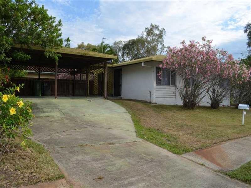 29 Tarwarri Crescent, Mooloolaba QLD 4557