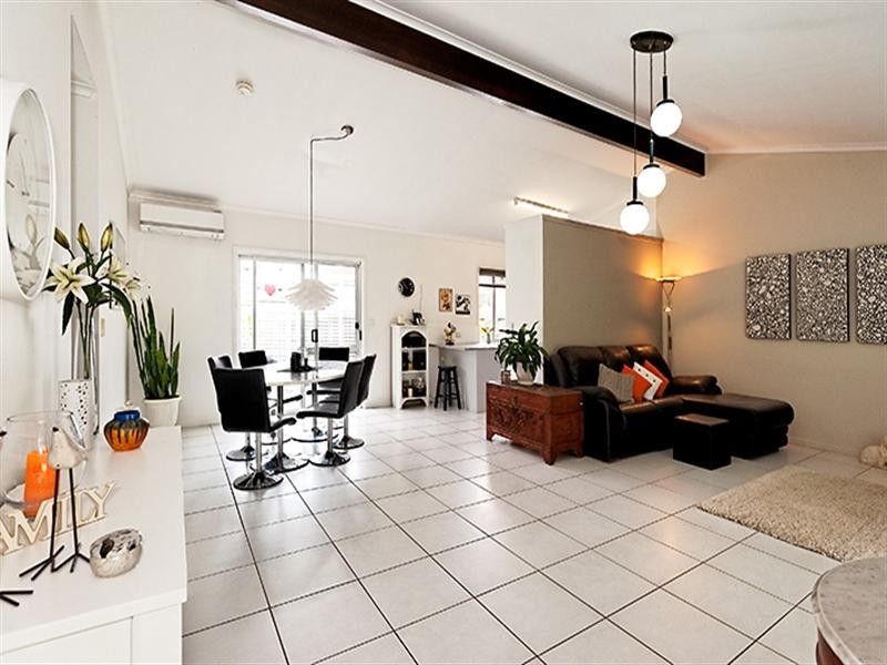 19 Nirvana Crescent, Buderim QLD 4556
