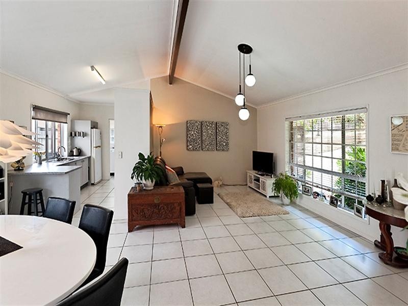 19 Nirvana Crescent, Buderim QLD 4556