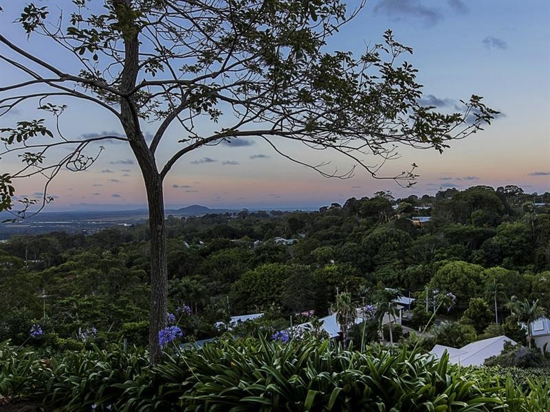 10 Amaroo Drive, Buderim QLD 4556