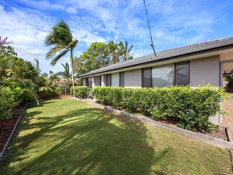 1 Winkara Street, Wurtulla QLD 4575