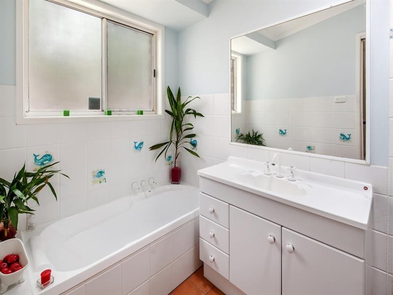 38 Isambert Road, Glenview QLD 4553