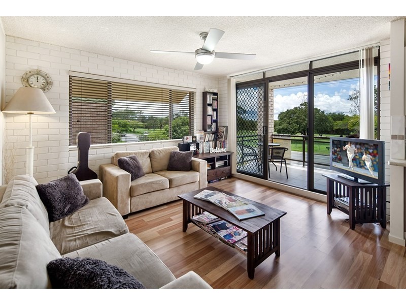 4/353 Bradman Avenue, Maroochydore QLD 4558
