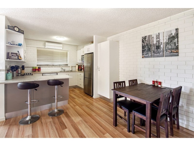 4/353 Bradman Avenue, Maroochydore QLD 4558