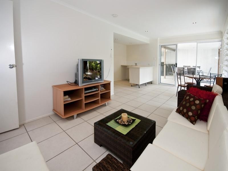 25 Kerenjon Avenue, Buderim QLD 4556