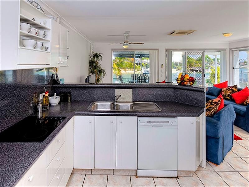 140 Tepequar Drive, Maroochydore QLD 4558