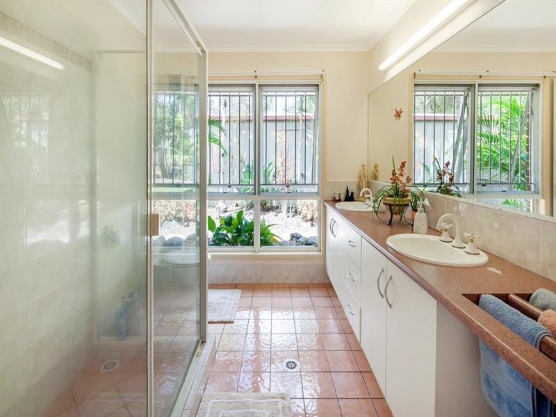 25 Mannikin Road, Tanawha QLD 4556