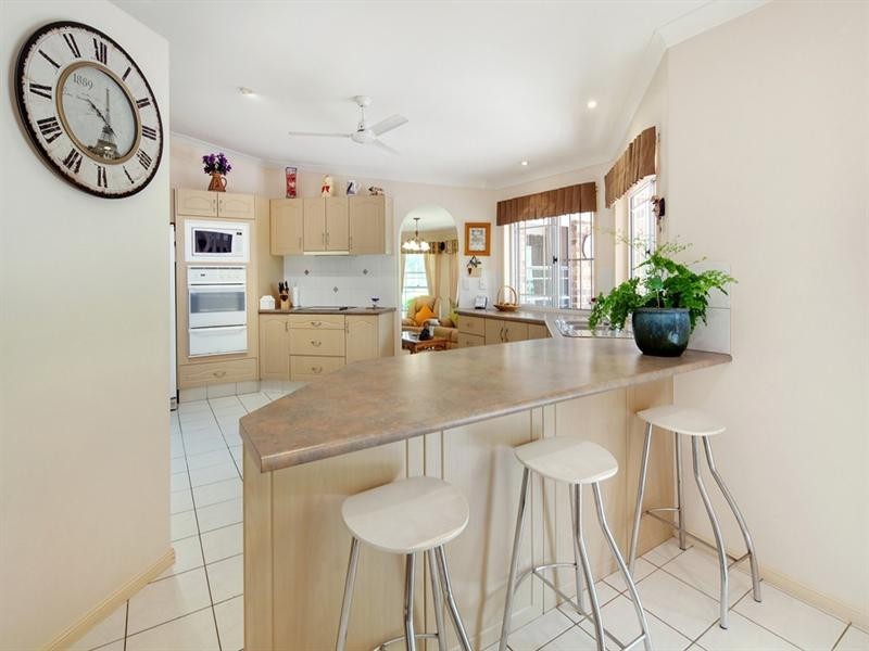 25 Mannikin Road, Tanawha QLD 4556