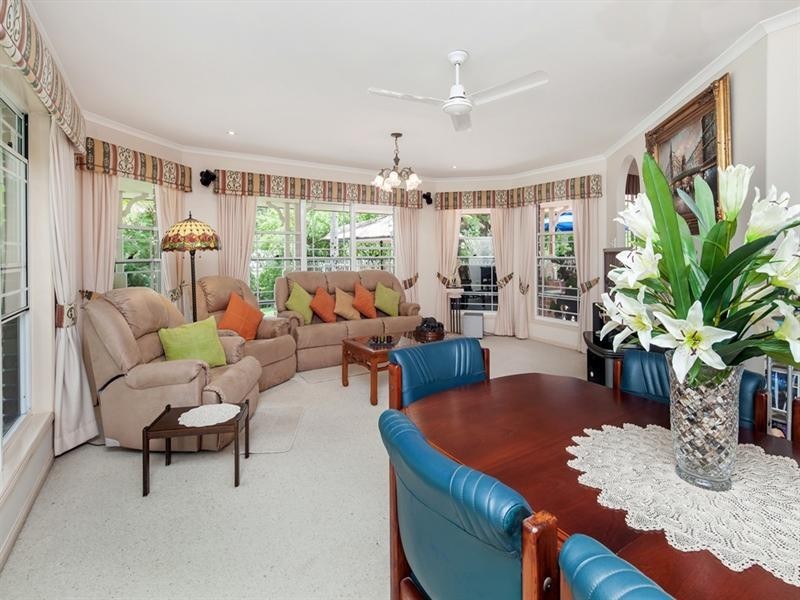 25 Mannikin Road, Tanawha QLD 4556