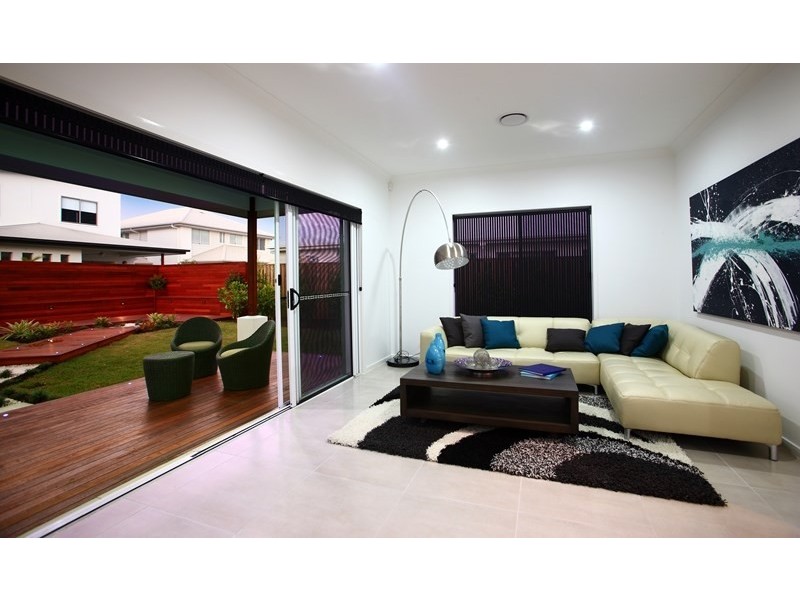 14 Feather Court, Birtinya QLD 4575