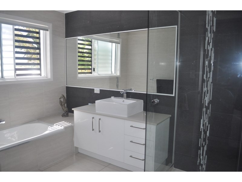 141 Lowanna Drive, Buddina QLD 4575