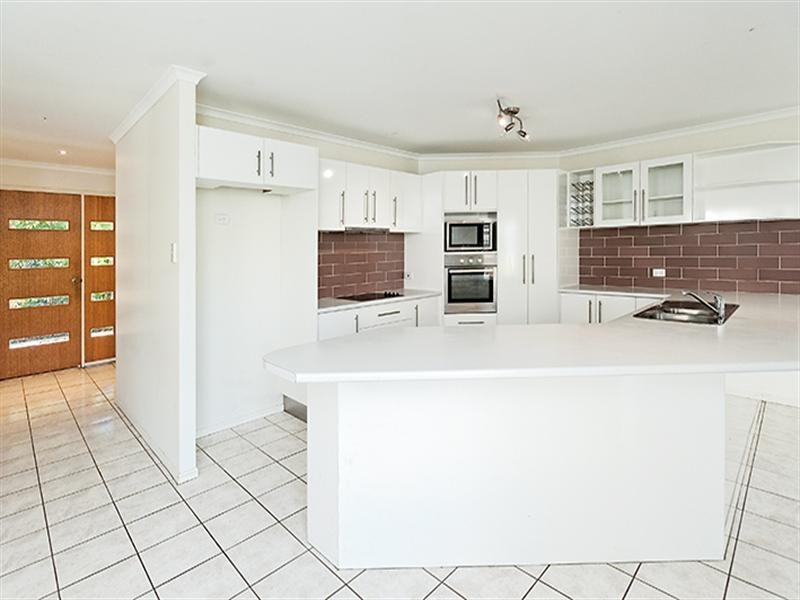 12 Paynters Pocket Avenue, Palmwoods QLD 4555