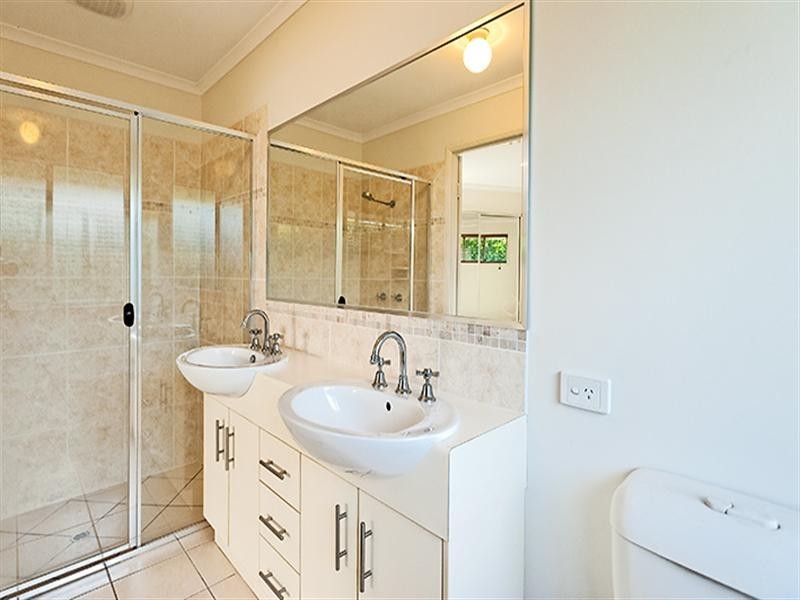 12 Paynters Pocket Avenue, Palmwoods QLD 4555