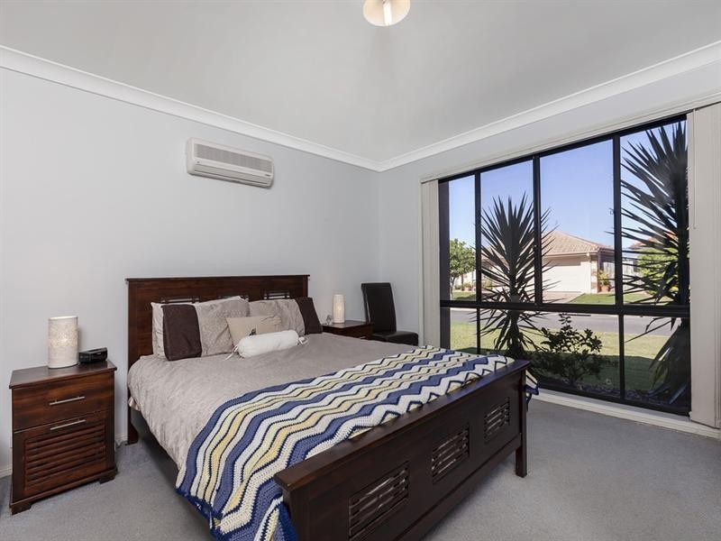 25 Dorian Crescent, Sippy Downs QLD 4556