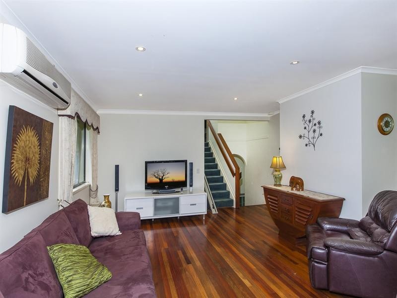 92-96 Mons School Road, Mons QLD 4556