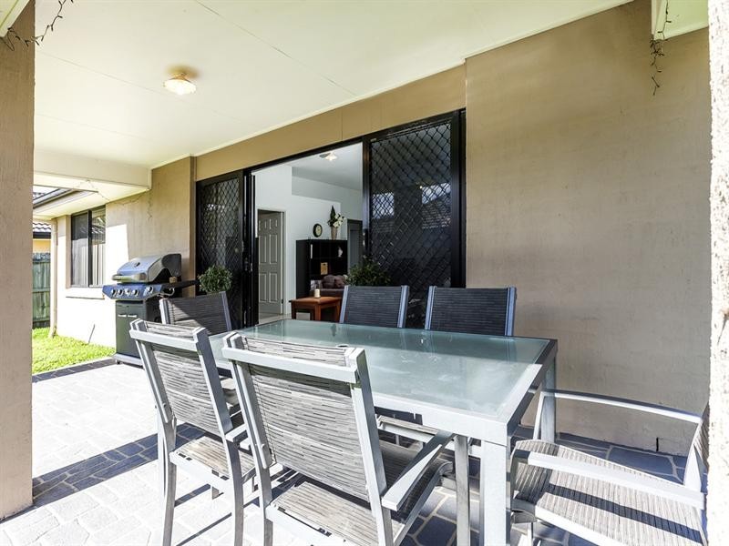 25 Dorian Crescent, Sippy Downs QLD 4556