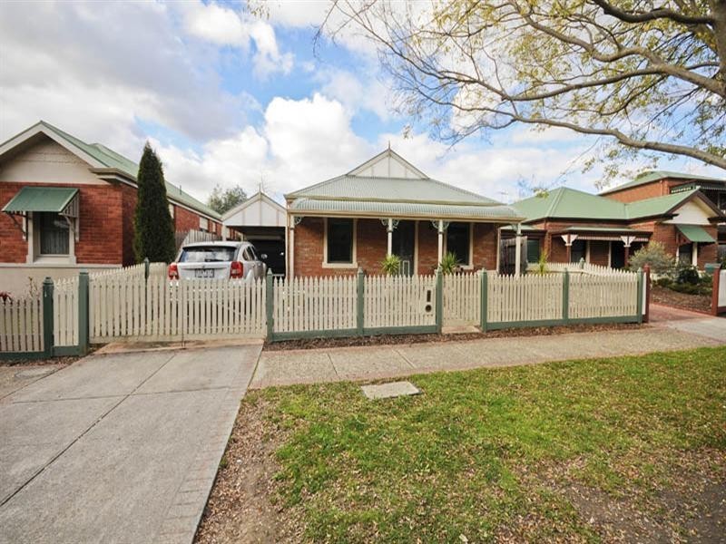26 Chatswood Grove, Chirnside Park VIC 3116
