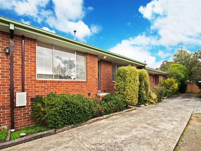 2/7 Kincumber Drive, Croydon VIC 3136