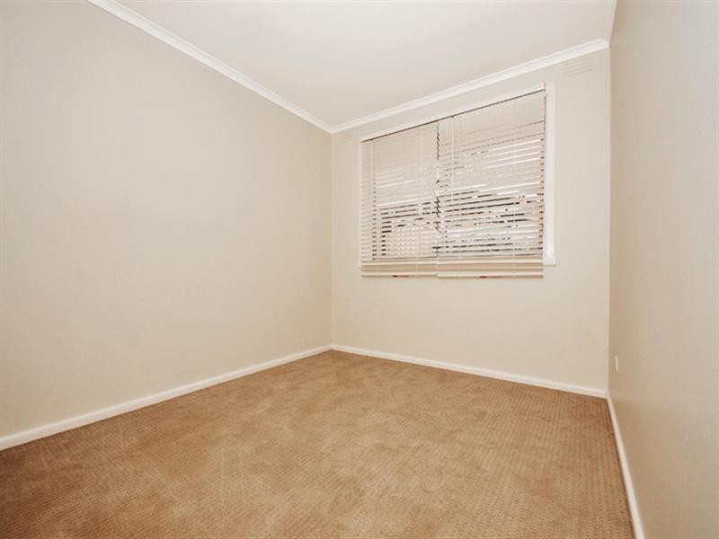 2/7 Kincumber Drive, Croydon VIC 3136