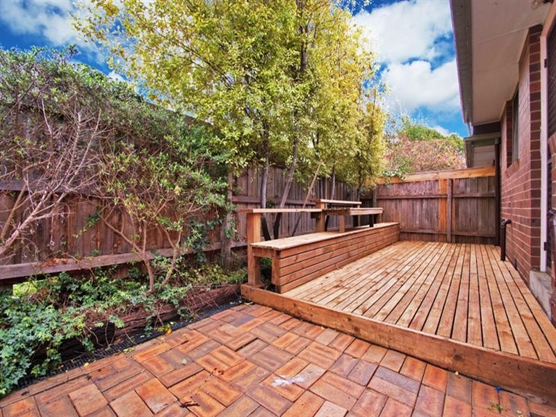 2/7 Kincumber Drive, Croydon VIC 3136