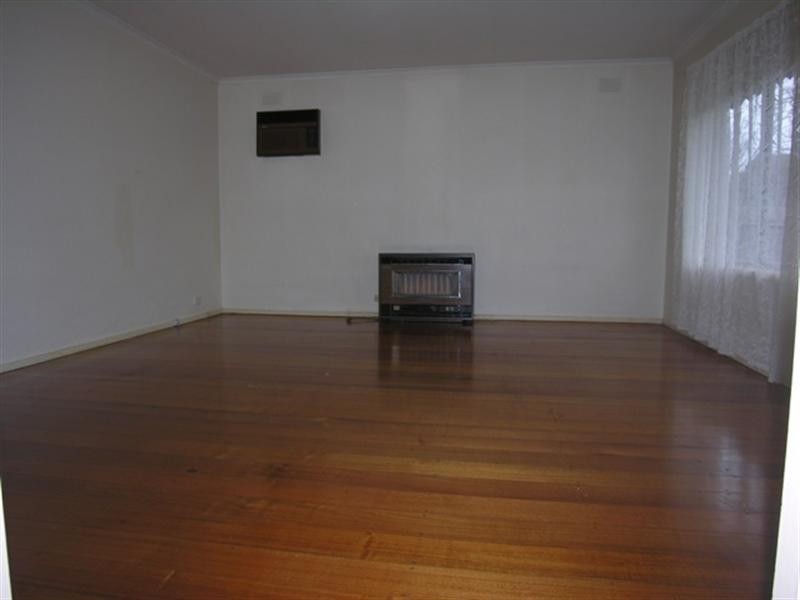 43 LANCASTER Road, Mooroolbark VIC 3138