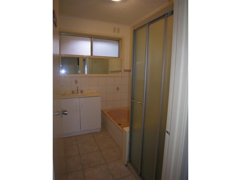 43 LANCASTER Road, Mooroolbark VIC 3138