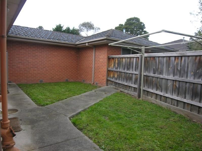 43 LANCASTER Road, Mooroolbark VIC 3138