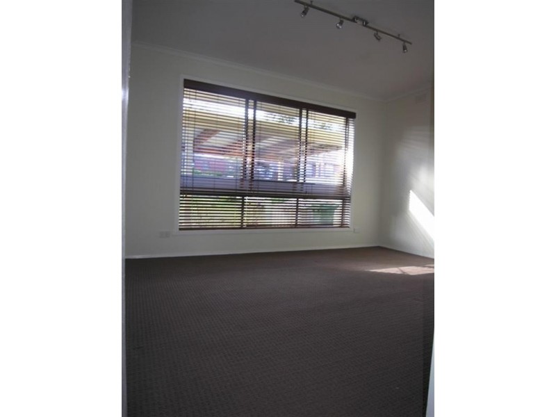 36 Kipling Avenue, Mooroolbark VIC 3138