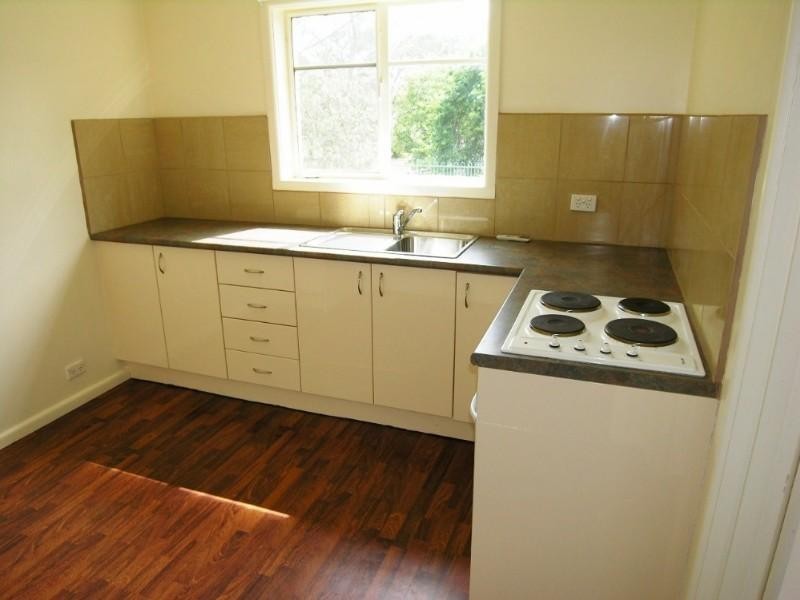 2/16 Glendale Avenue, Kilsyth VIC 3137