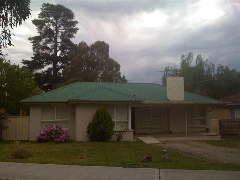 30 CAMBRIDGE Road, Mooroolbark VIC 3138