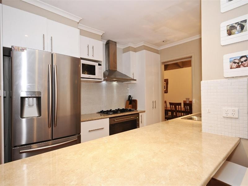 18 Highview Drive, Mooroolbark VIC 3138